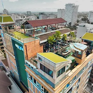 安洁拉斯海滩俱乐部酒店 ***** 安吉利斯